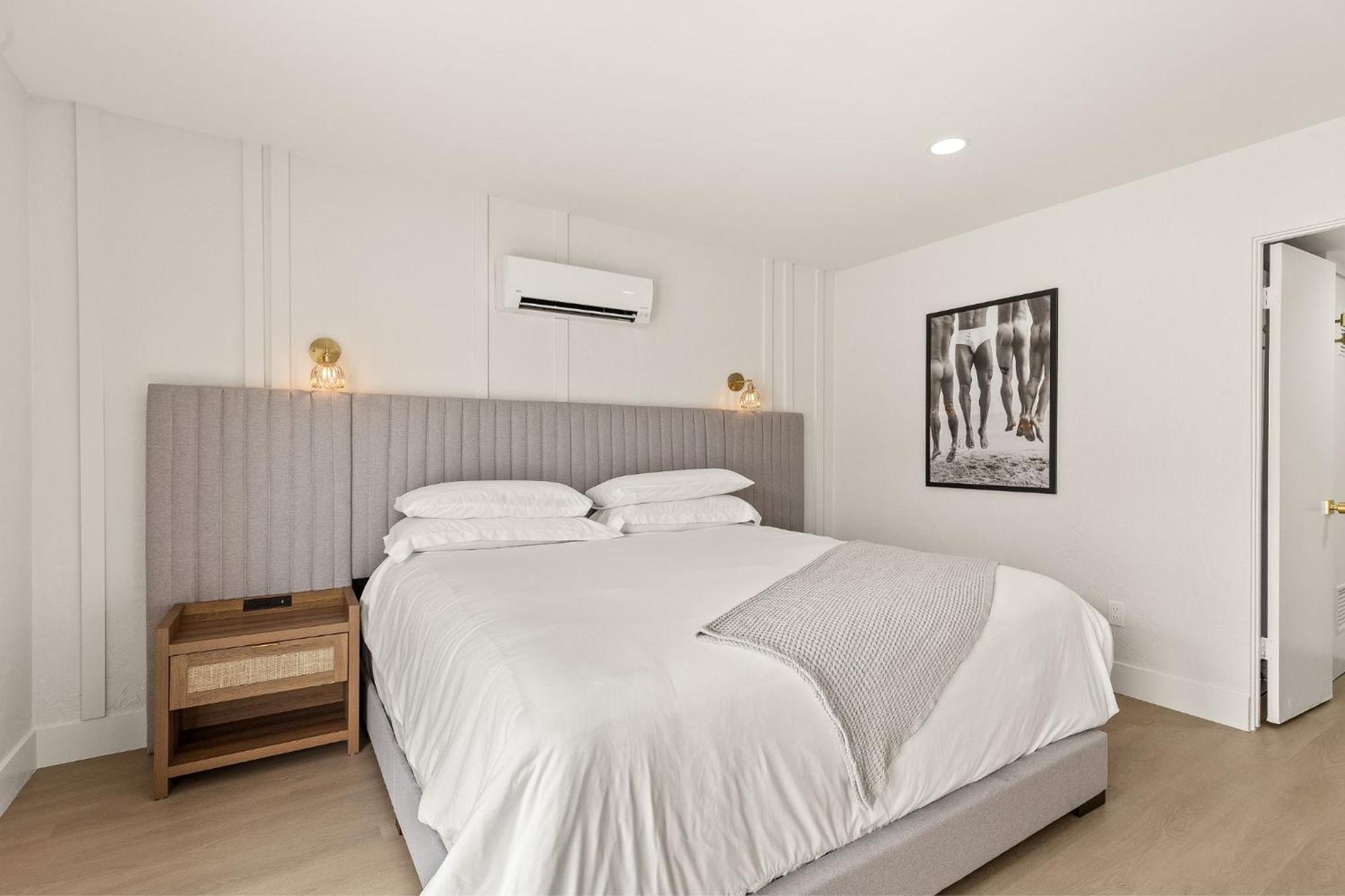 Casa Oliver Hotel & Resort - A Men'S Clothing Optional Resort In بالم سبرينغس المظهر الخارجي الصورة