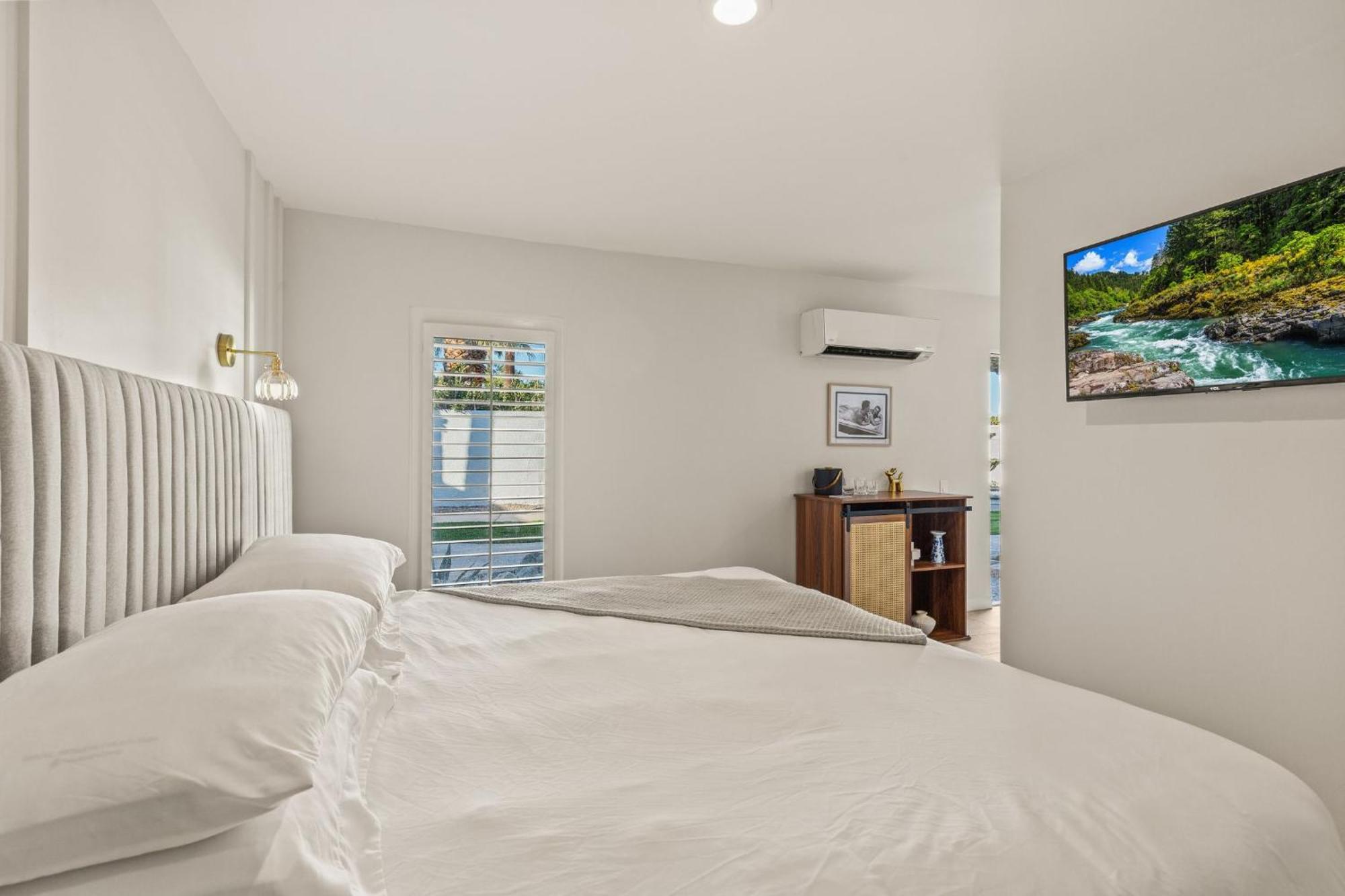 Casa Oliver Hotel & Resort - A Men'S Clothing Optional Resort In بالم سبرينغس المظهر الخارجي الصورة