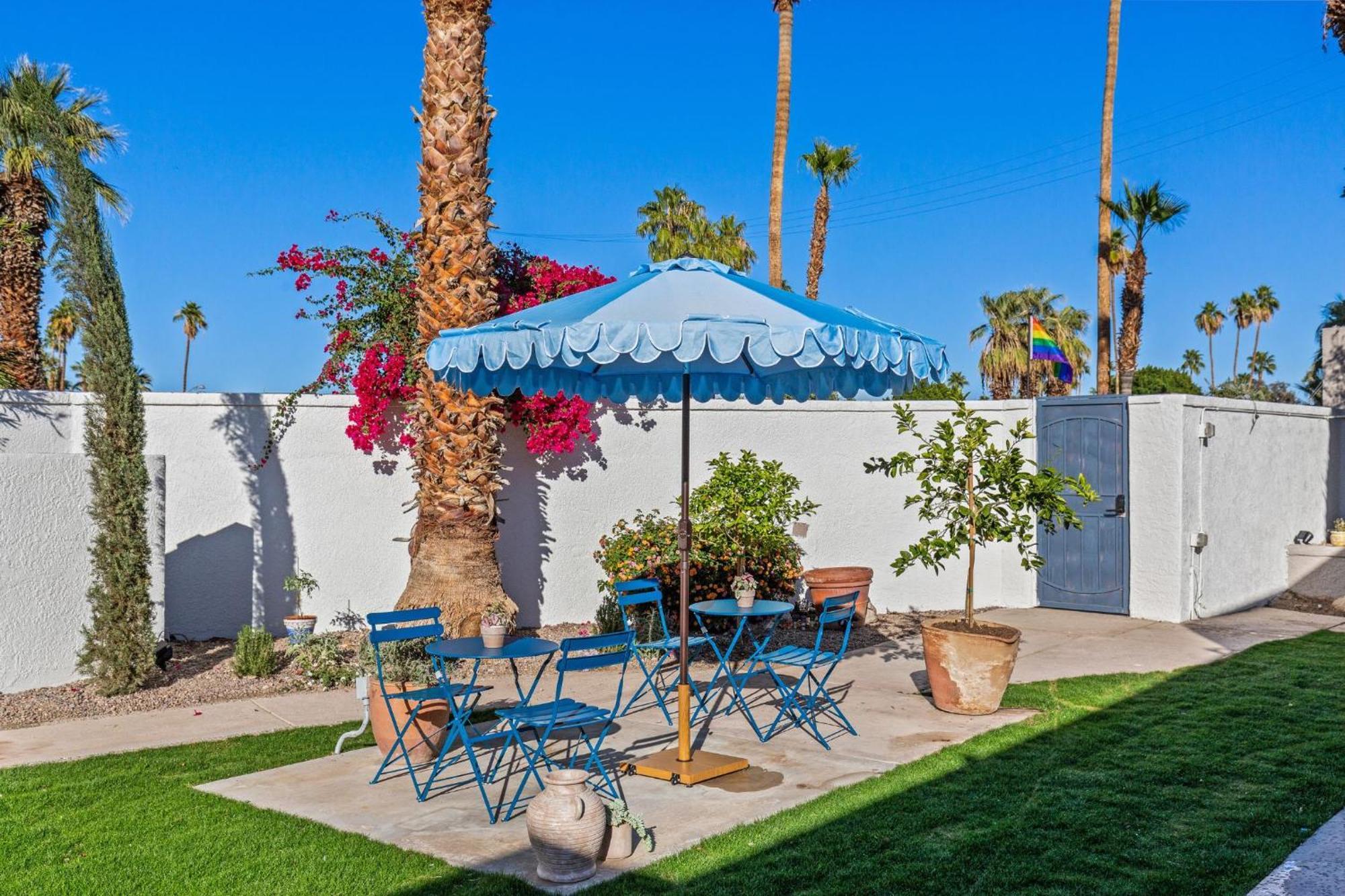 Casa Oliver Hotel & Resort - A Men'S Clothing Optional Resort In بالم سبرينغس المظهر الخارجي الصورة