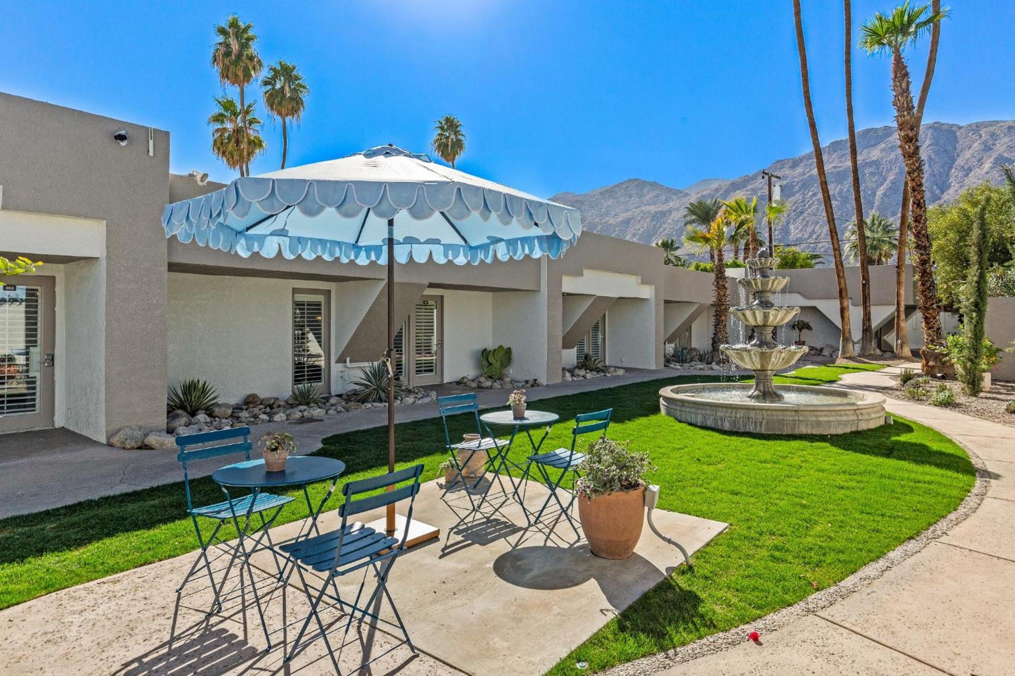 Casa Oliver Hotel & Resort - A Men'S Clothing Optional Resort In بالم سبرينغس المظهر الخارجي الصورة
